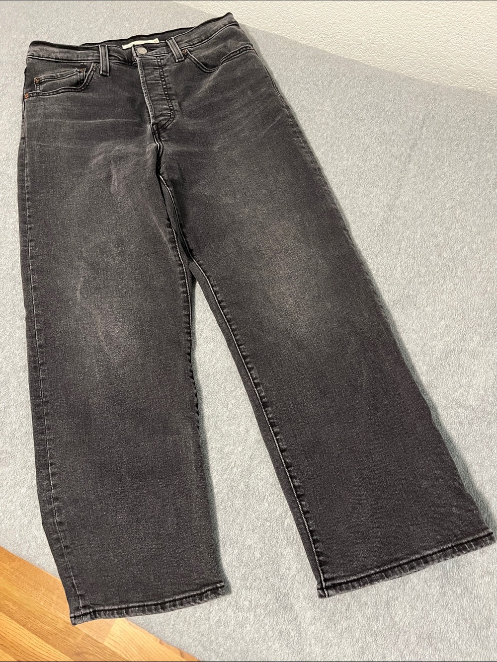 Levis Ribcage Straight Ankle Jeans Womens Size 30 Black Moody Preppy Minimalist